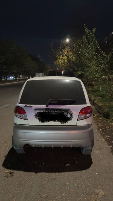 Matiz best 2010 yil faqat naxtga sotiladi zaril rangi oq moshina benzi