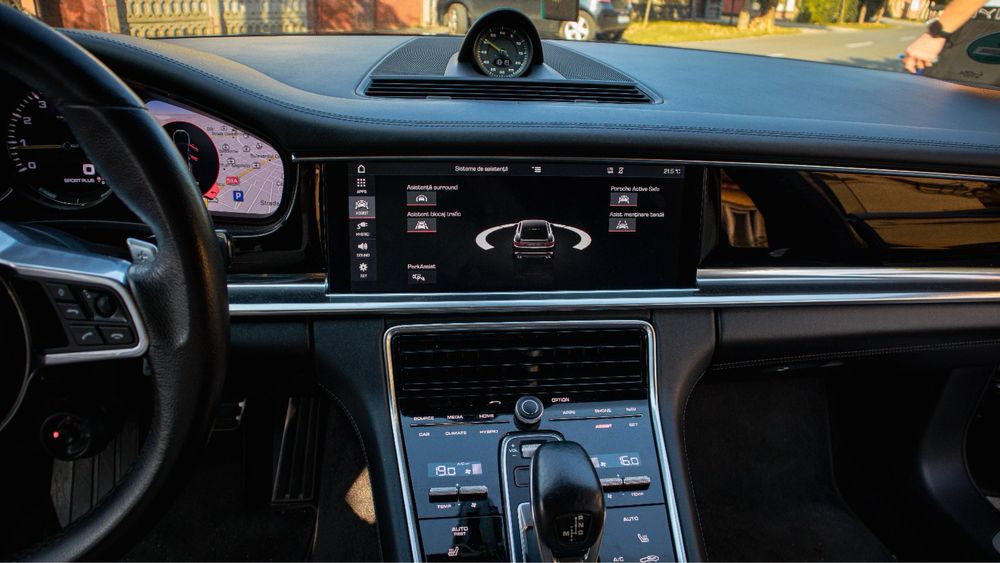 Porsche Panamera4 E-Hybrid
