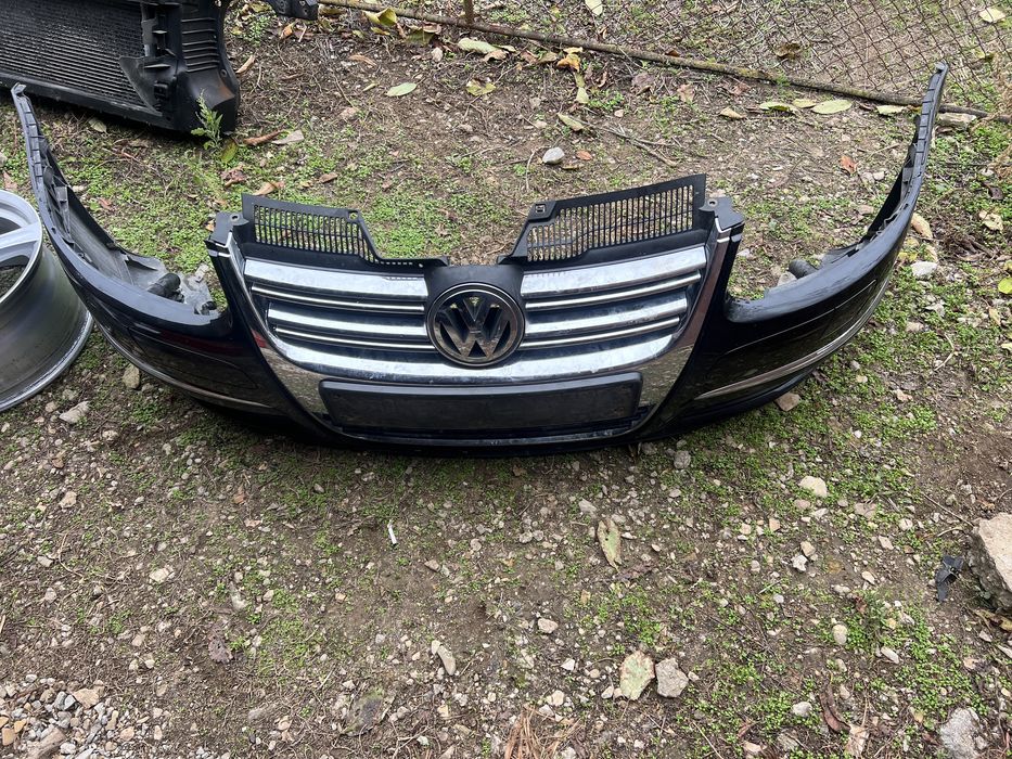Останали части от голф 5 , предна броня,калник, джанти, маска,радиатор