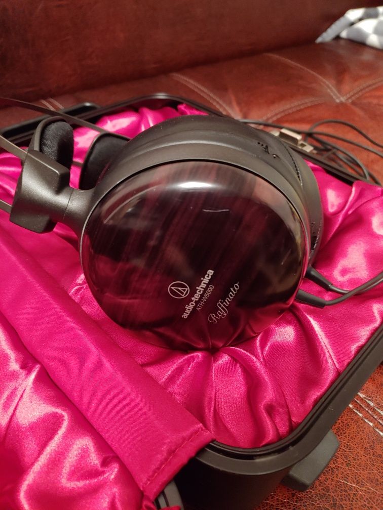 Слушалки Audio-Technica W5000