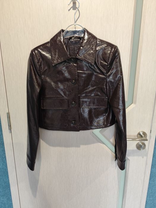 НОВО !!! Кожено,късо яке