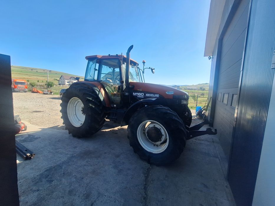 New Holland M 160 vând