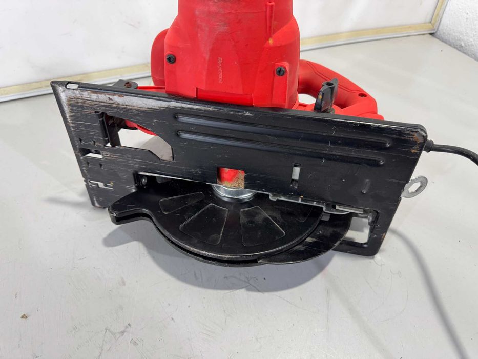 Ръчен циркуляр - BLACK & DECKER 1300W