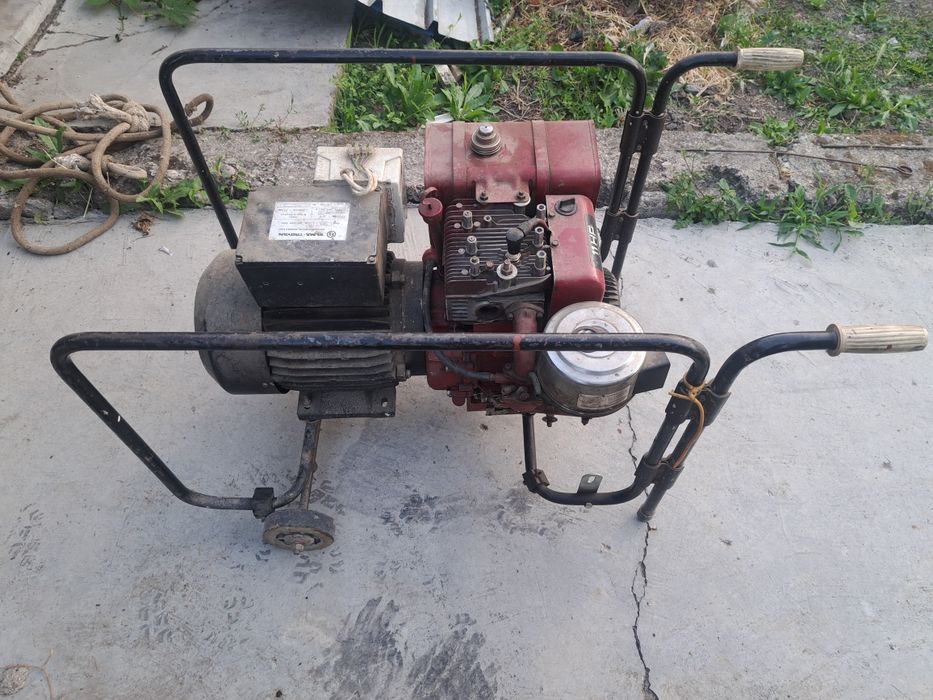 Трифазен агрегат за ток Briggs & Stratton 11 hp