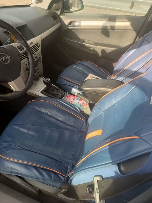 Autoturism Opel Astra H