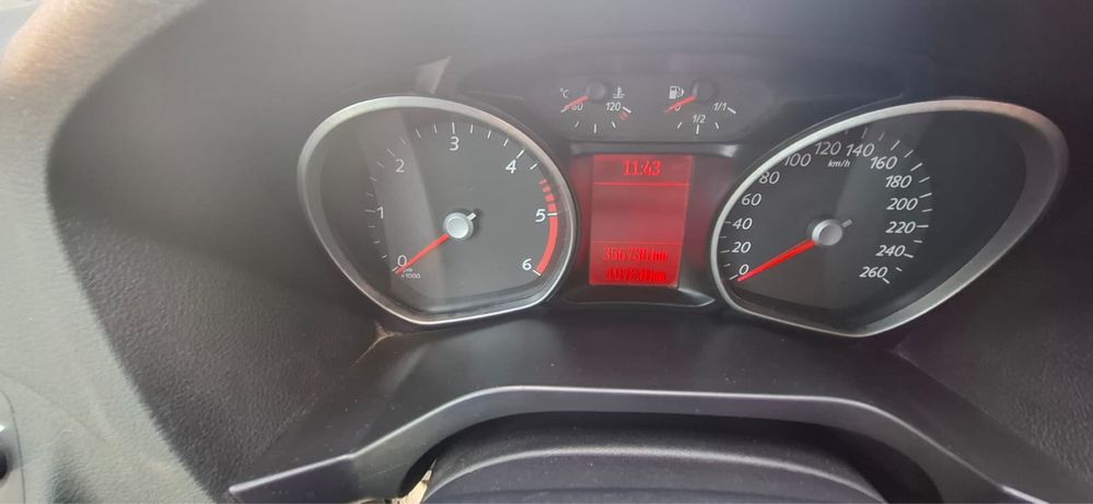 Ford Galaxy 2.0 140 cp
