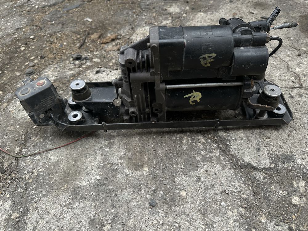Компресор за бмв е61