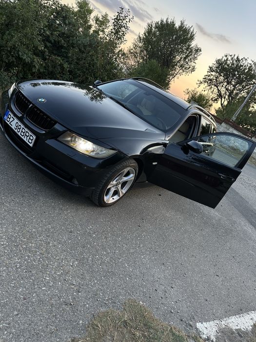 Vand Bmw e91 320D panoramic .