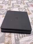 Pleystation 4 slim