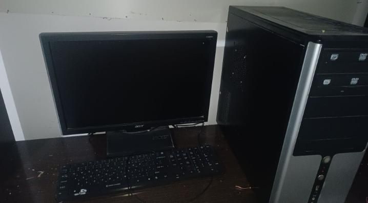 Компютер Aser рабочий,ойынга шыдайды обмен айфон или баска тел ,сатлад