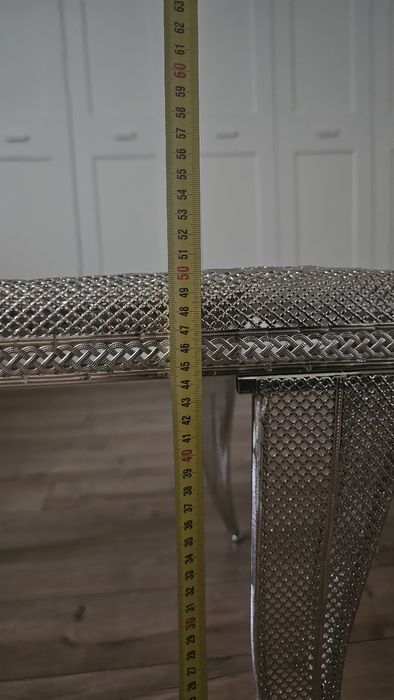 Masuta de cafea din metal si oglinda