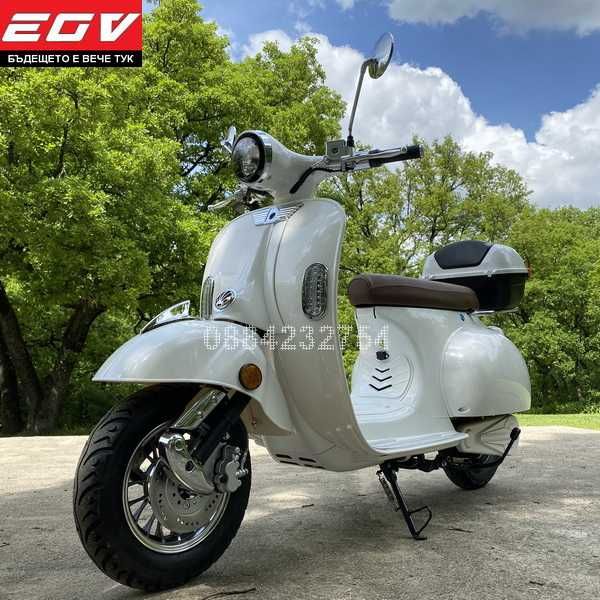 Електрически скутер BULLMAX ELEKTRO ROLLER FUTURA бяла - 2023г