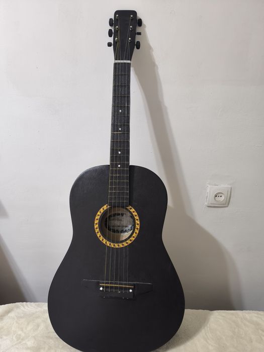 Гитара в отличном состоянии