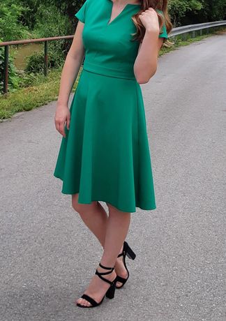 Rochie eleganta în cloș, culoare verde
