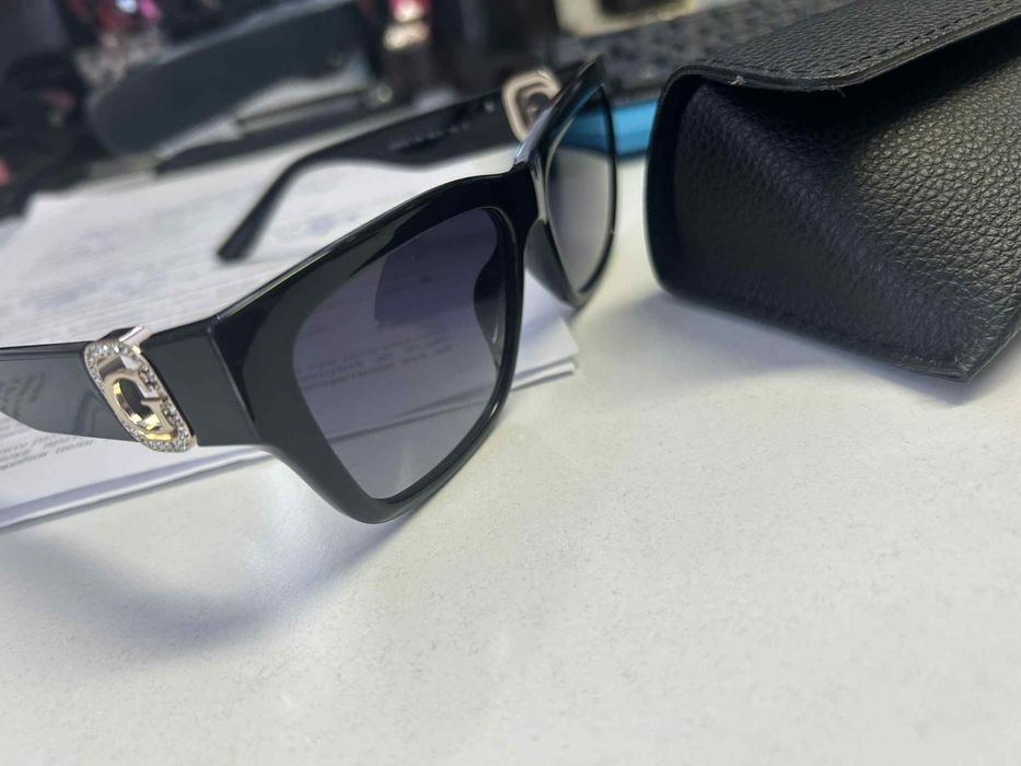 Очила Guess нови