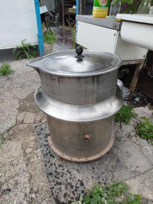 Ёмкость из нержавейки пищевой.