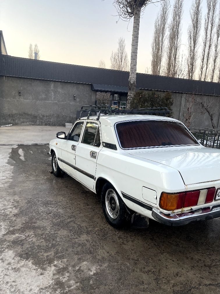 Volga 3102 srochno sotiladi