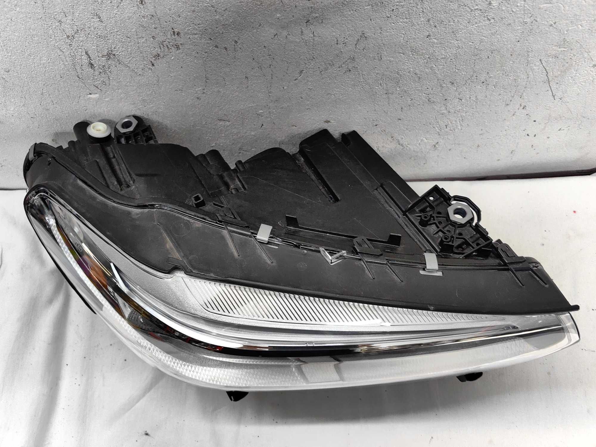 Оригинален фар БМВ Г01  Г02  BMW G01 X3  G02 X4 Adaptive Led