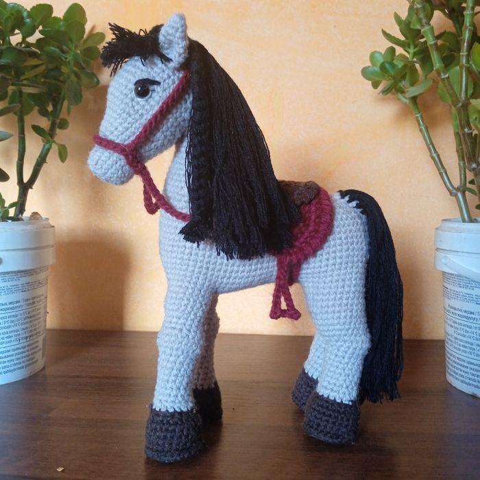 Игрушка -сувентр.  ЛОШАДКА. Ручная работа
