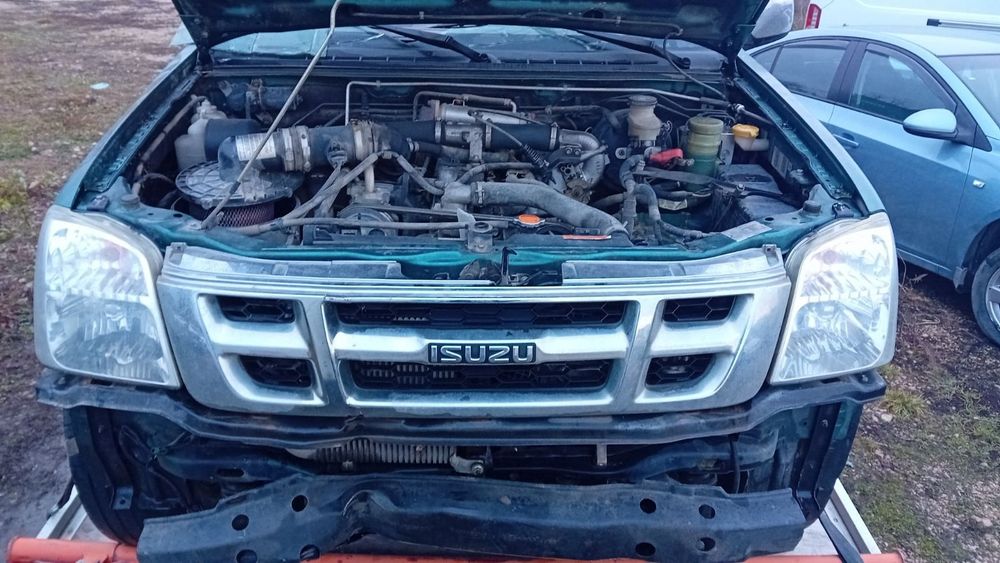 Isuzu D max .nissan juke.dezmembrez