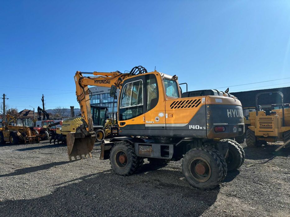Excavator pe roti Hyundai Robex 140W - 9, 14 tone, 2010