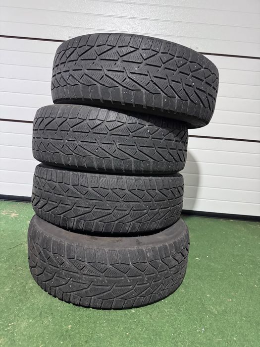 Cauciucuri iarna 235 55 19 state buna