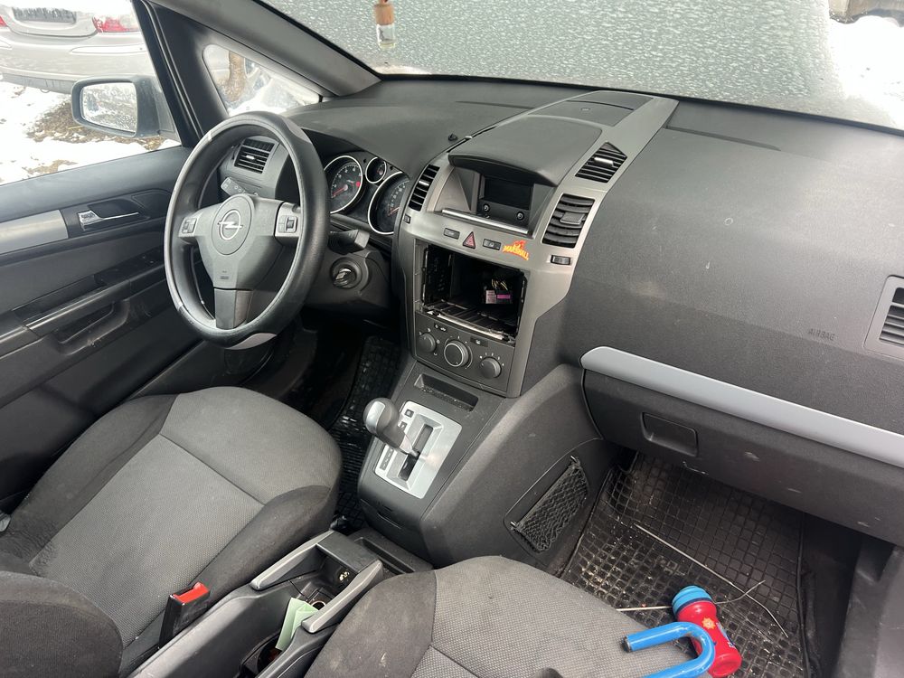 Opel Zafira 2.2i , Опел Зафира 2.2 бензин На Части !!!
