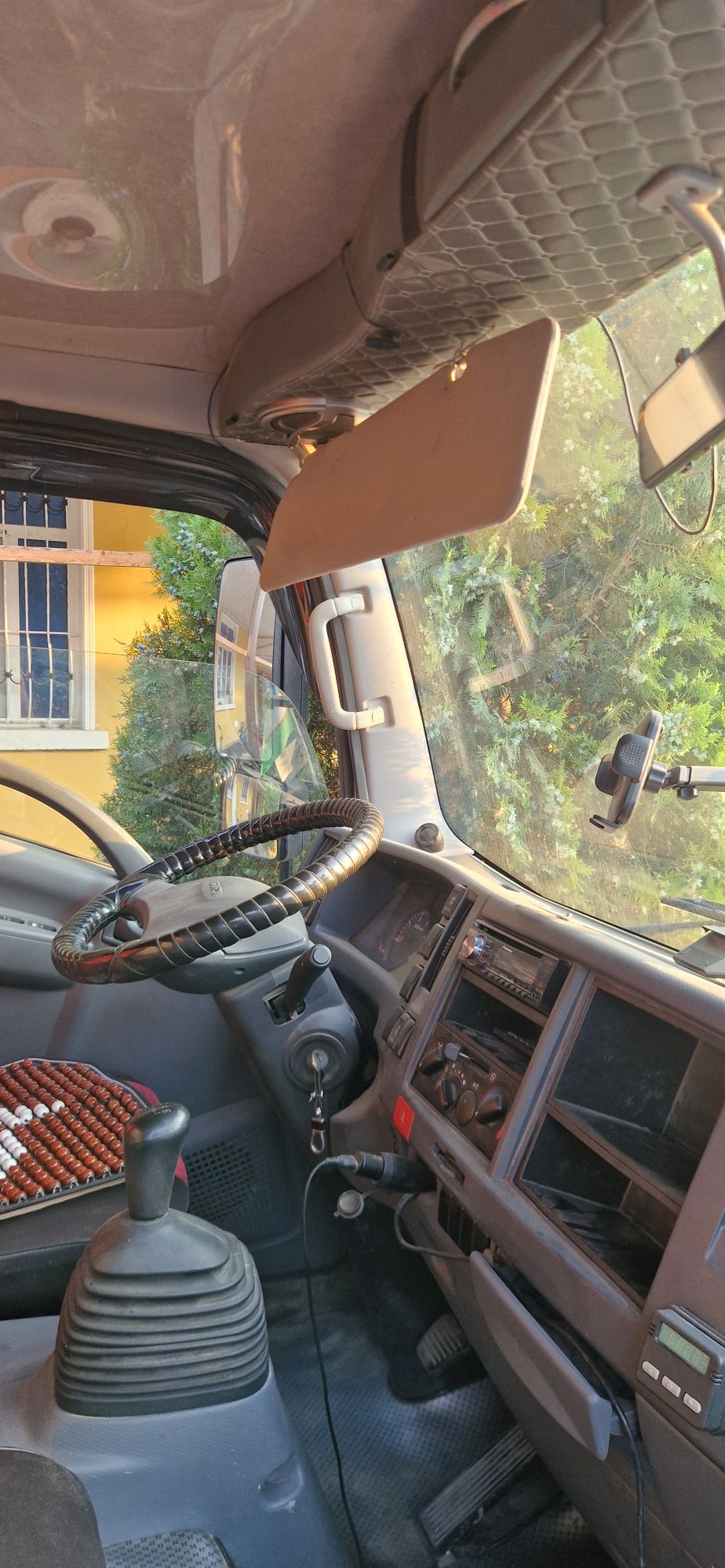Isuzu 5 ton sotiladi 2023 yil 90 000km yurgan