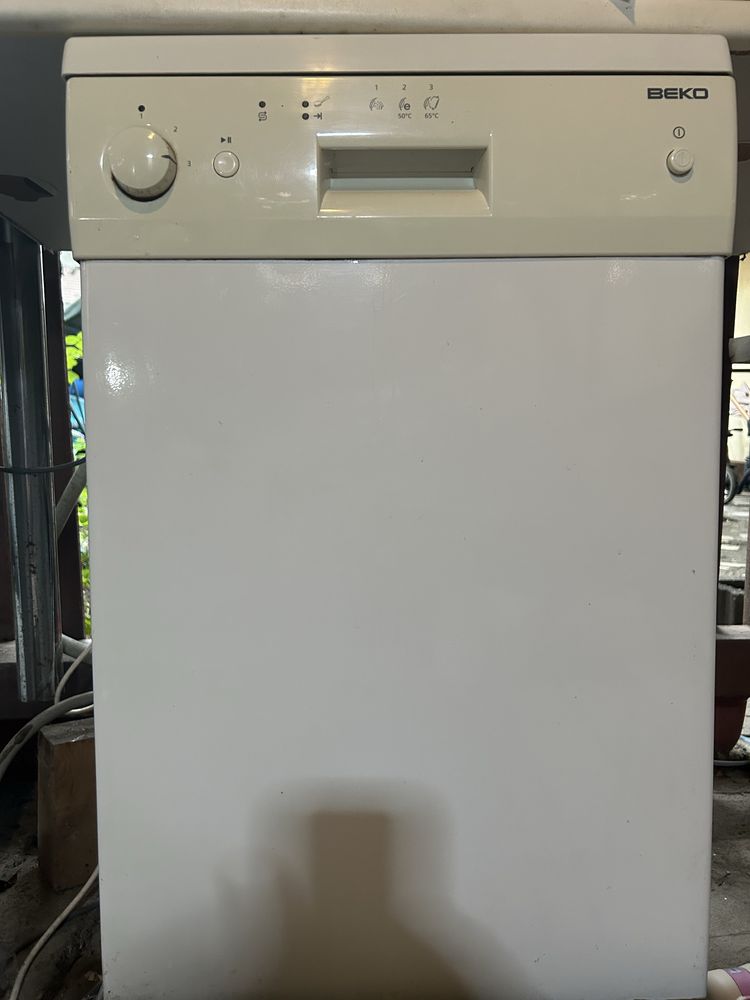 Mașină de spălat vase Beko – funcțională, capacitate mare