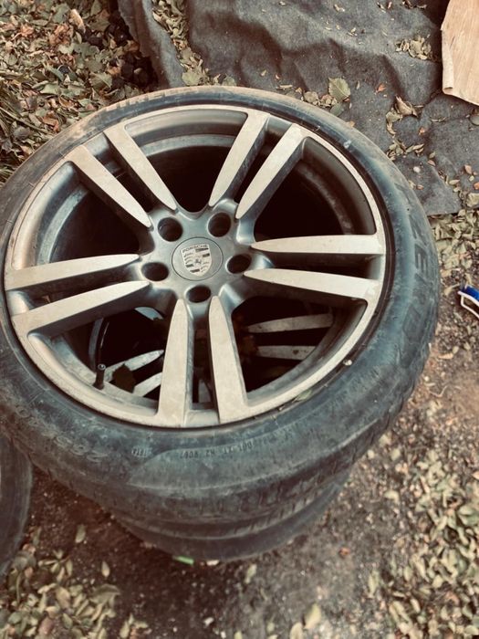 Колеса от порше, с летней резиной от dunlop