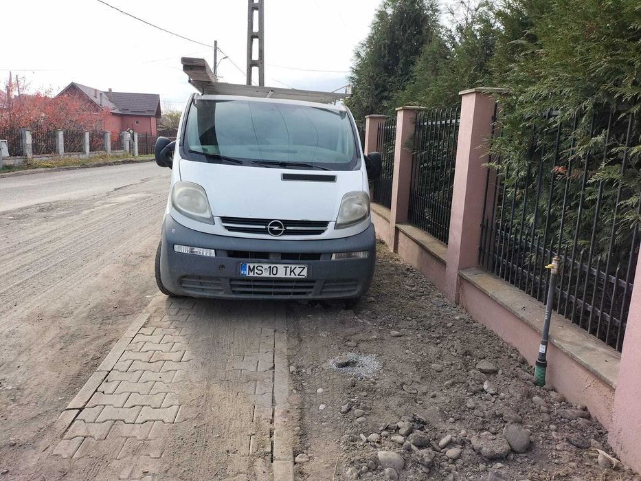 Opel Vivaro utilital 2005 1,9 dizel