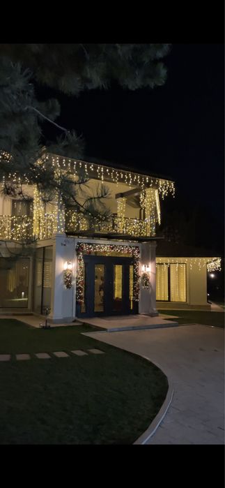 Новогоднее оформление домов , трц, бц, входные