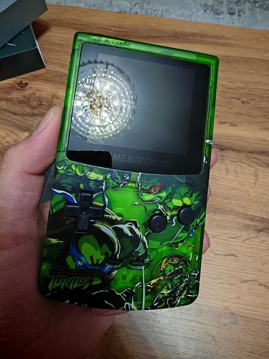 Gameboy Color в стиле TMNT