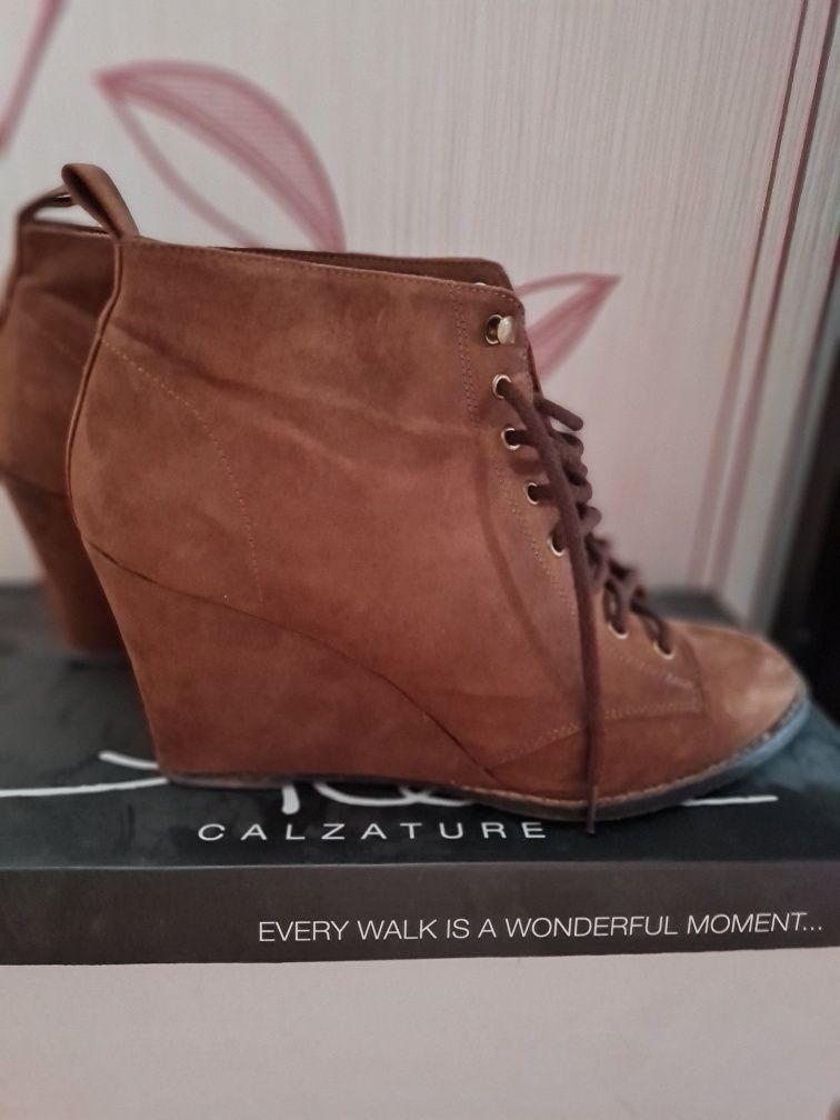 Botine dama Pull and Bear