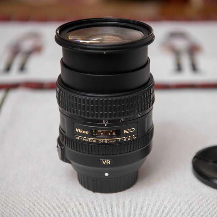 Обьектив Nikon 24-85 G