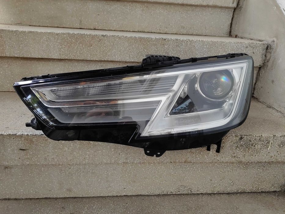 Фар Audi A4 B9 LED Bi-Xenon ляв / Фар Ауди А4 Б9 ксенон Оригинален