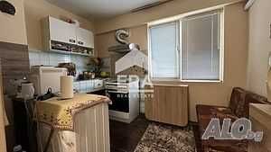 Продава се Двустаен апартамент в Омуртаг - 76 кв.м за 638 €/кв.м - Снимка #4