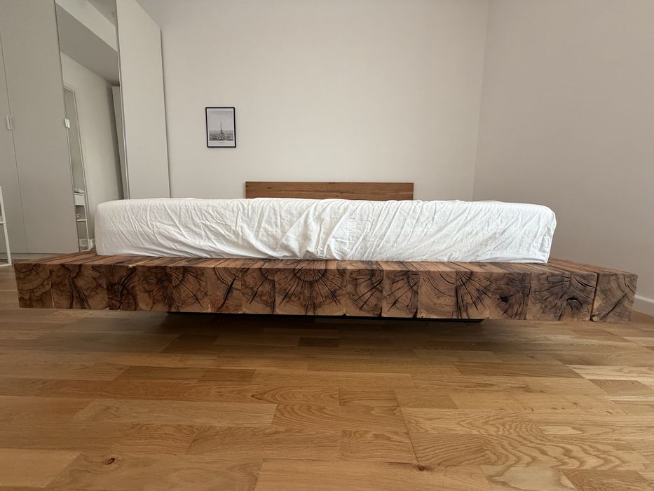 Vand Floating Bed din busteni stejar Urban Woods