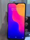 Телефон vivo y1811