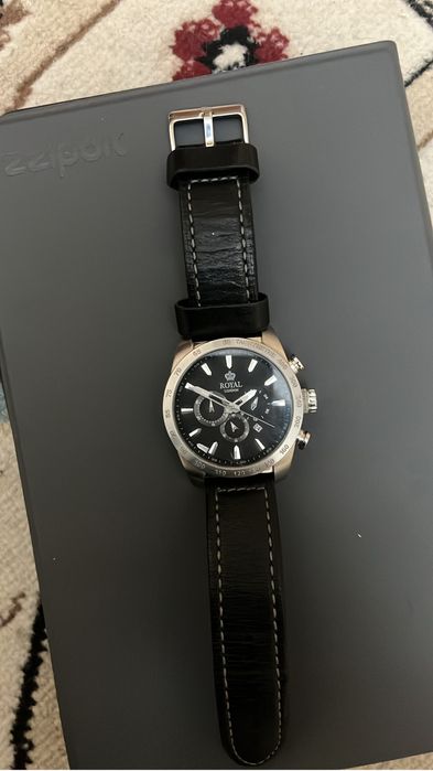 Часы Royal london