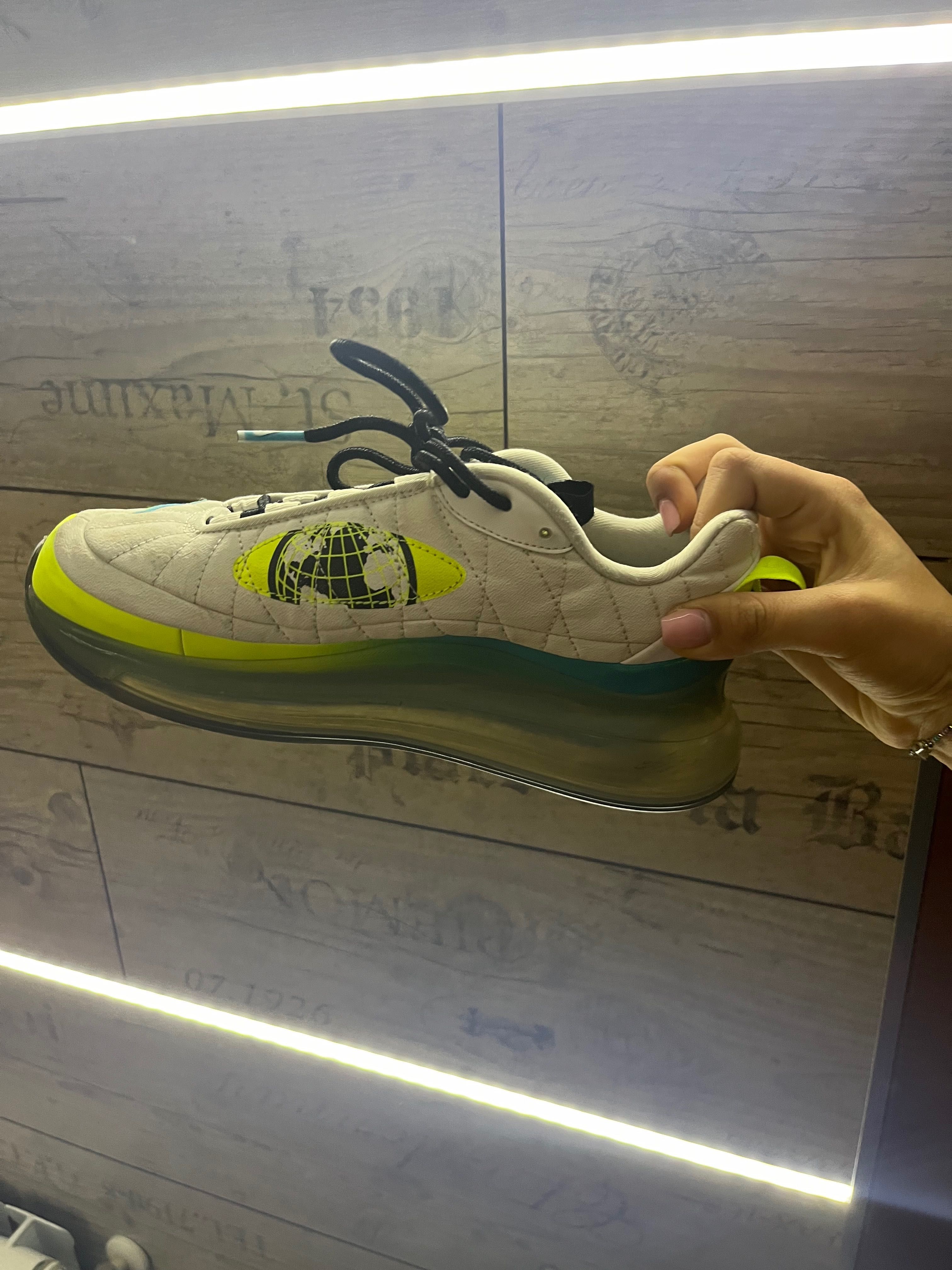 Обувки Nike air max 720 и pepe jeans