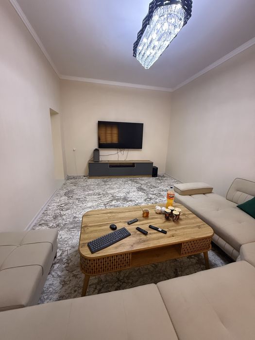 5 xonali yangi qurilgan uy arenda mebel texnika xamma sharoiti bilan