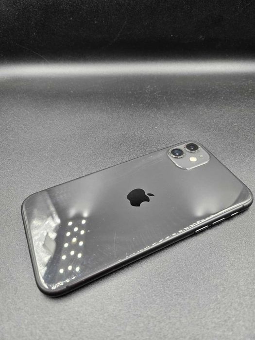 Hope Amanet P5-iPhone 11 Black, 64GB/84%, Liber de retea