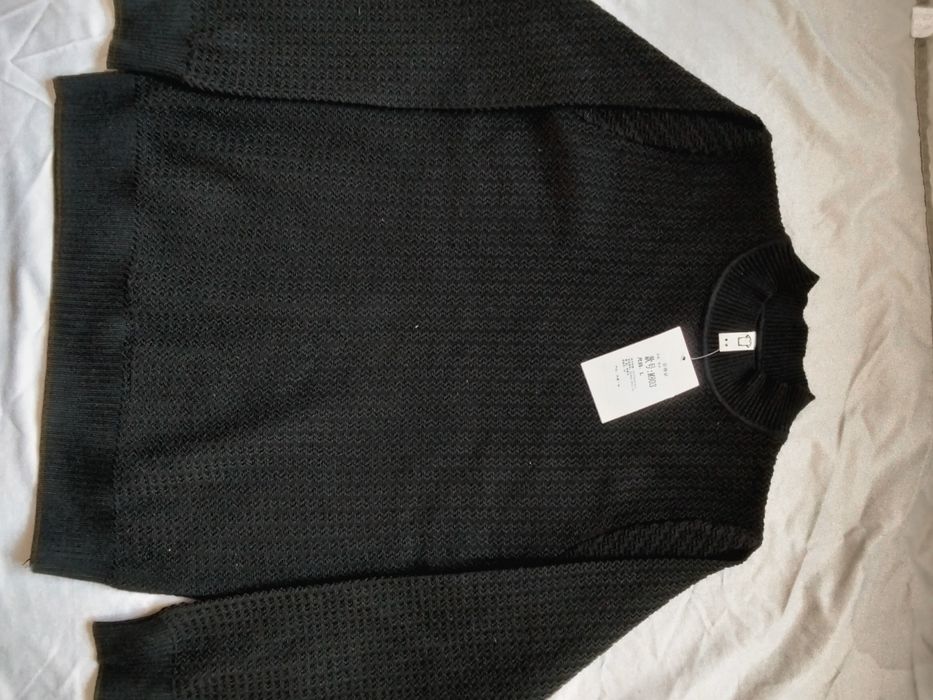 Мужской свитер новый