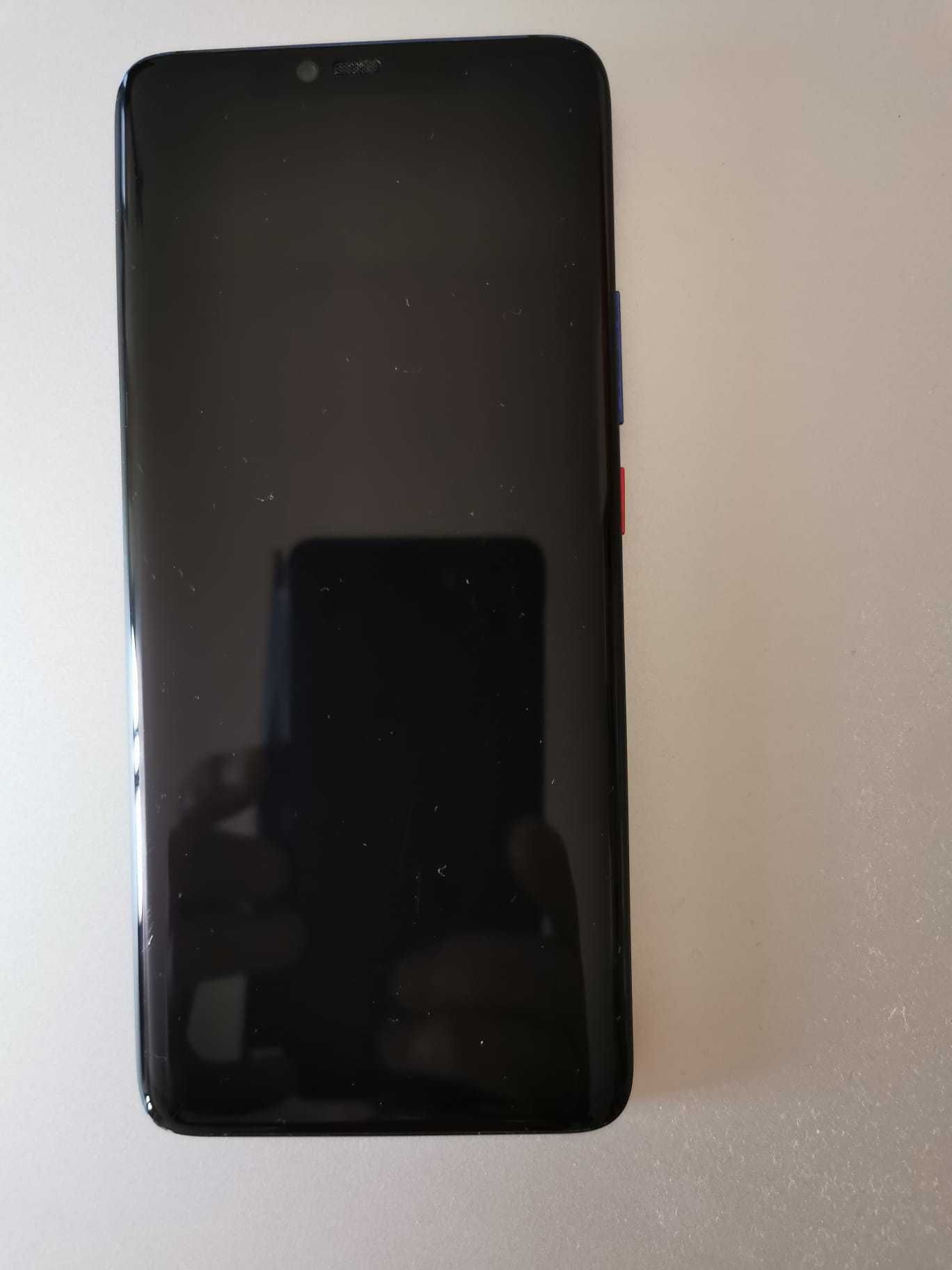 Telefon Huawei Mate 20 Pro pentru piese (defect) si carcasa din piele