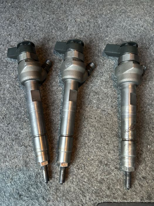 Injectoare bmw e90
