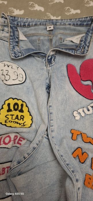 Дамско дънки s/m размер.Без следи от употреба.