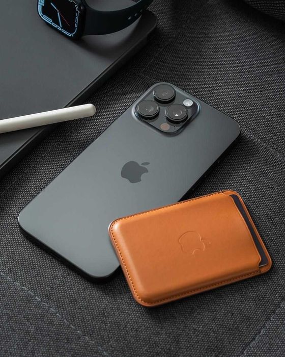  Apple Кожен портфейл Wallet с Magsafe за iPhone 17/16/15/14/13/12