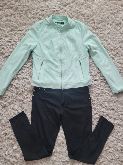 Geaca +pantaloni marime L