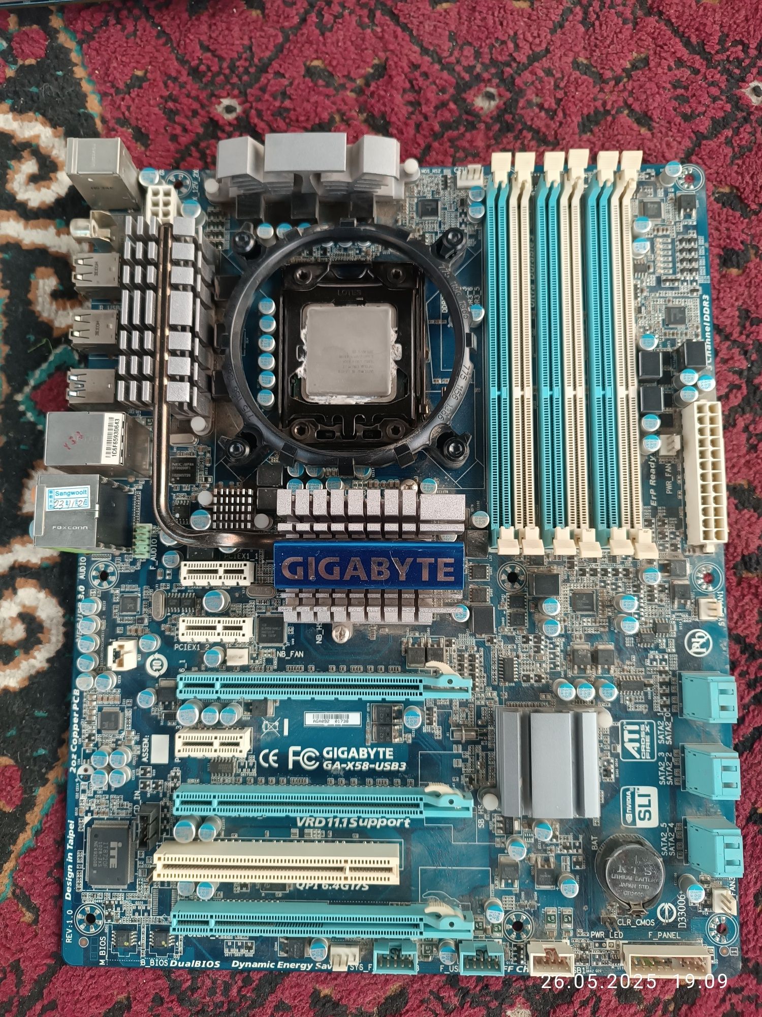 Gigabyte ga-x58-usb3 core i7 1 поколения